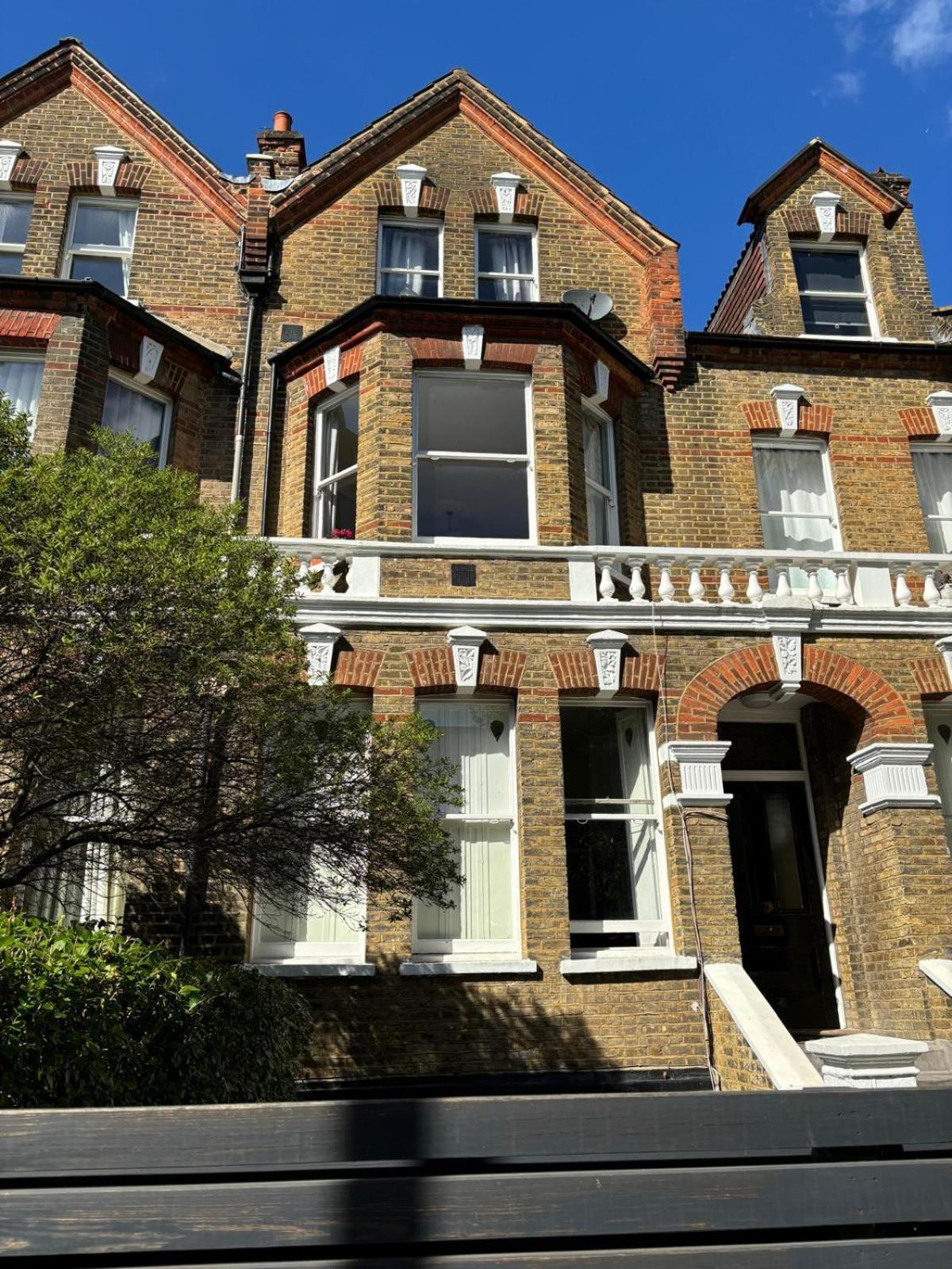 Beautiful 2 Bed In Queens Park, Appartement